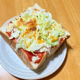 厚切り食パンでピザトーストꔛꕤ